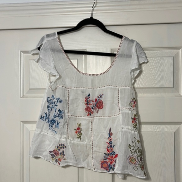 Anthropologie Tops - Anthro embroidered top